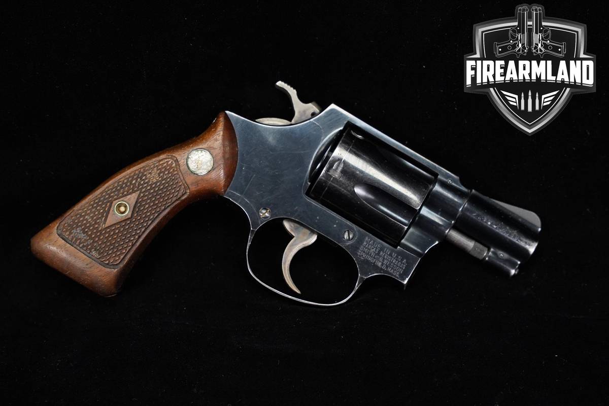 1957-1966 Smith & Wesson Model 36 Chief's Special 38 Spl 2" Blued