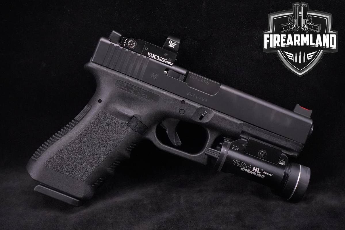 Glock 17 Gen3 9mm 4.49" G17 Gen 3 +VORTEX VENOM & STREAMLIGHT TLR-1 HL