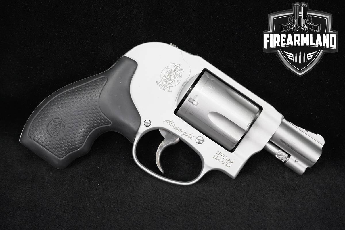 Smith & Wesson S&W Model 638-3 Bodyguard Airweight 38 Spl 1.875" +HOLSTER