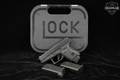 Glock 27 Gen 3 .40 S&W Black in Excellent Condition Image 2