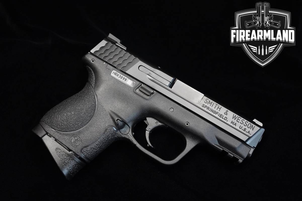 Smith & Wesson (S&W) M&P9c 9mm 3.5" COMPLIANT S&W-M&P9c +3 MAGS & ORIG CASE