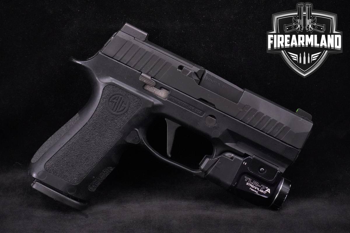 Sig Sauer P320 XCompact 9mm 3.6" X Compact X-Series +STREAMLIGHT TLR-7A