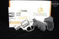 Taurus Model 942M UL .22 WMR Matte Stainless in Excellent Condition Image 2