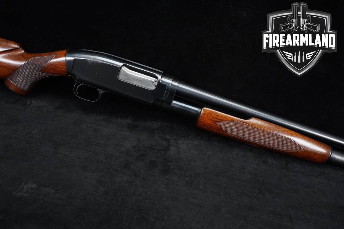 Winchester Model 12 Field Grade 16-Gauge 28" Blued & Walnut 2-3/4 16GA