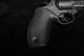 Taurus M992 Tracker .22 LR Blued in Very Good Condition Image 3