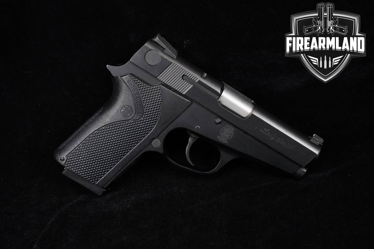 EARLY 1990s Smith & Wesson S&W Model 3914 LadySmith 9mm 3.5" +HOLSTER