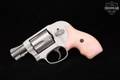 Smith & Wesson (S&W) Model 638-3 Airweight Bodyguard .38 Spl. Satin Stainless in Good Condition Image 2