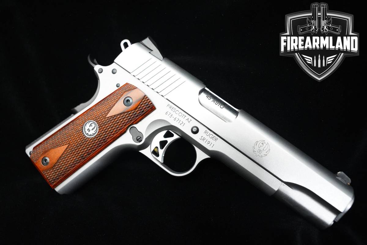 Ruger SR1911 45 ACP 5 1911 SR1911 Ruger +2 MAGS, ORIG BOX & HOLSTER
