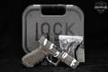 Glock G17 Gen4 9mm Luger Tiger Stripe Camo in Excellent Condition Image 2