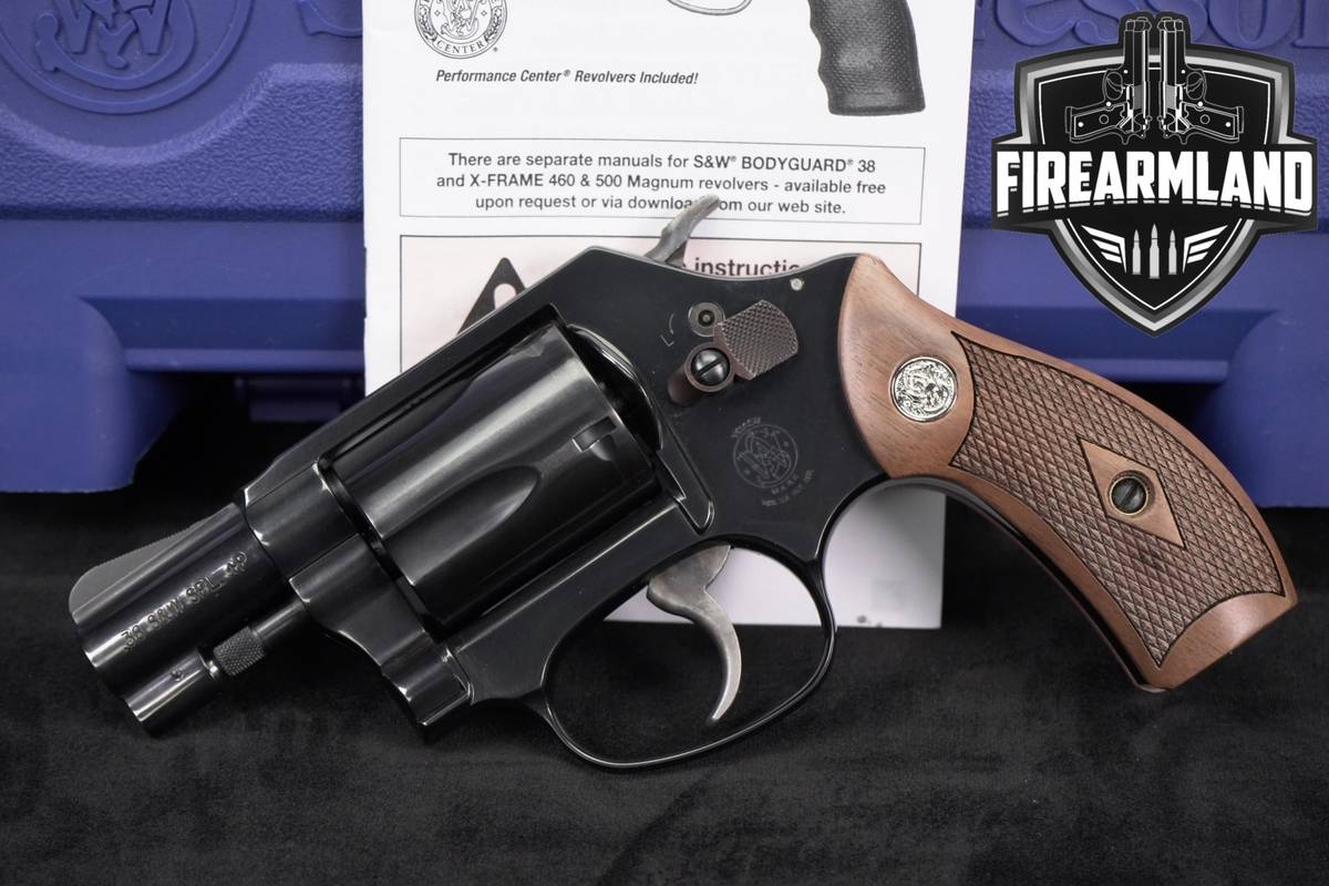 Smith & Wesson S&W Model 36-10 Classics J-Frame 38 Special +ORIG CASE