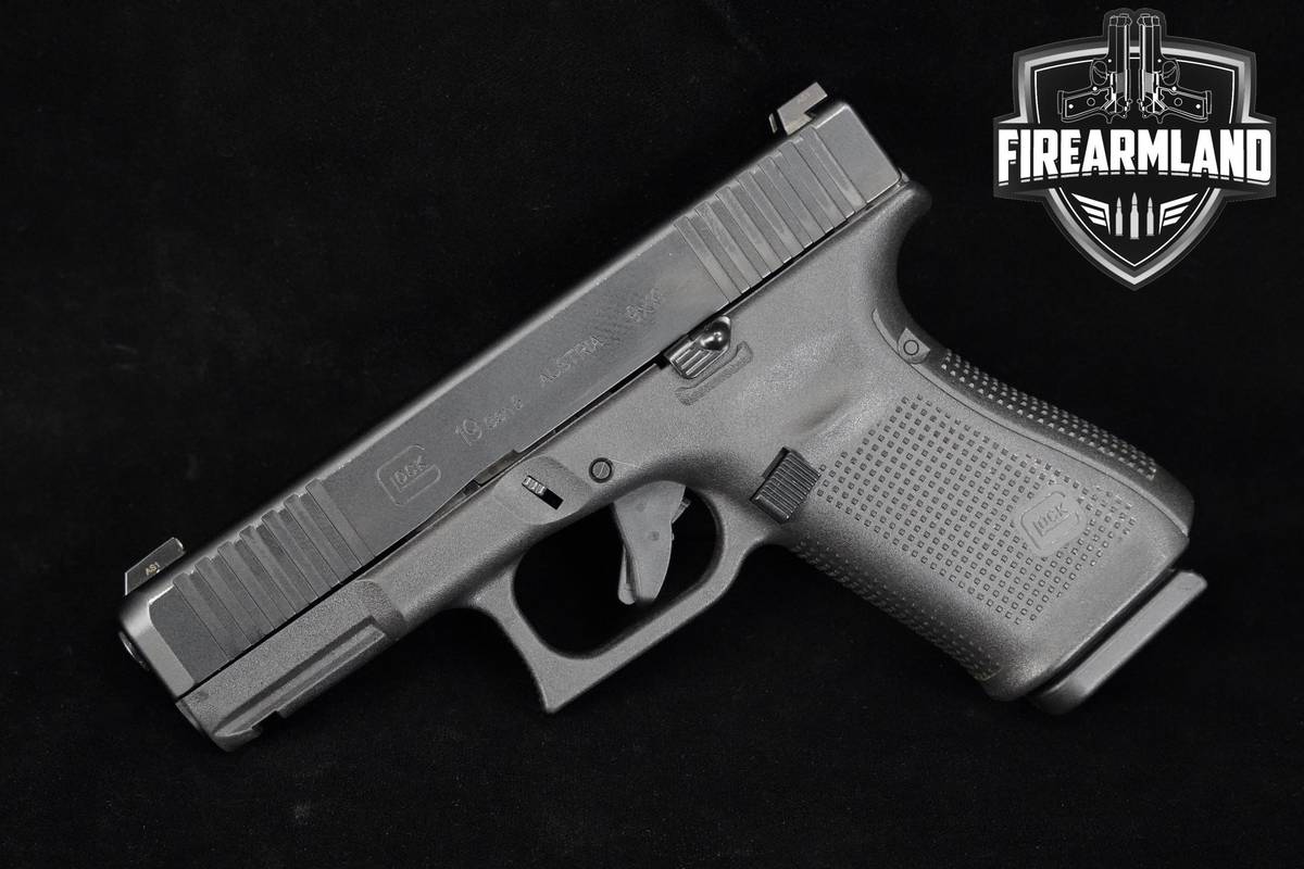 Glock 19 Gen5 9mm Glock-19 G19 Gen-5 +3 MAGS & ORIG CASE