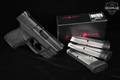Smith & Wesson (S&W) M&P9 Shield No Thumb Safety 9mm Luger Black in Excellent Condition Image 2