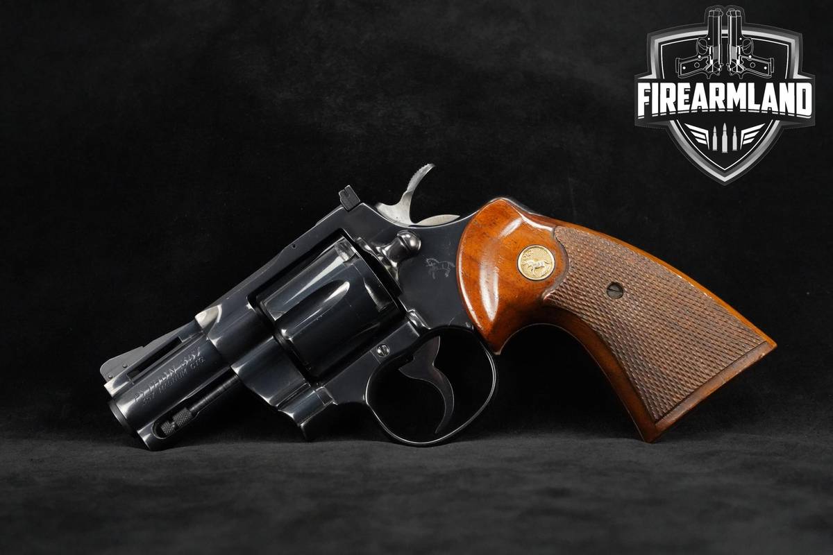 SNUB-NOSE 1973 Colt Python 357-Magnum 2.5" Royal Blue Colt-Python OG-BOX