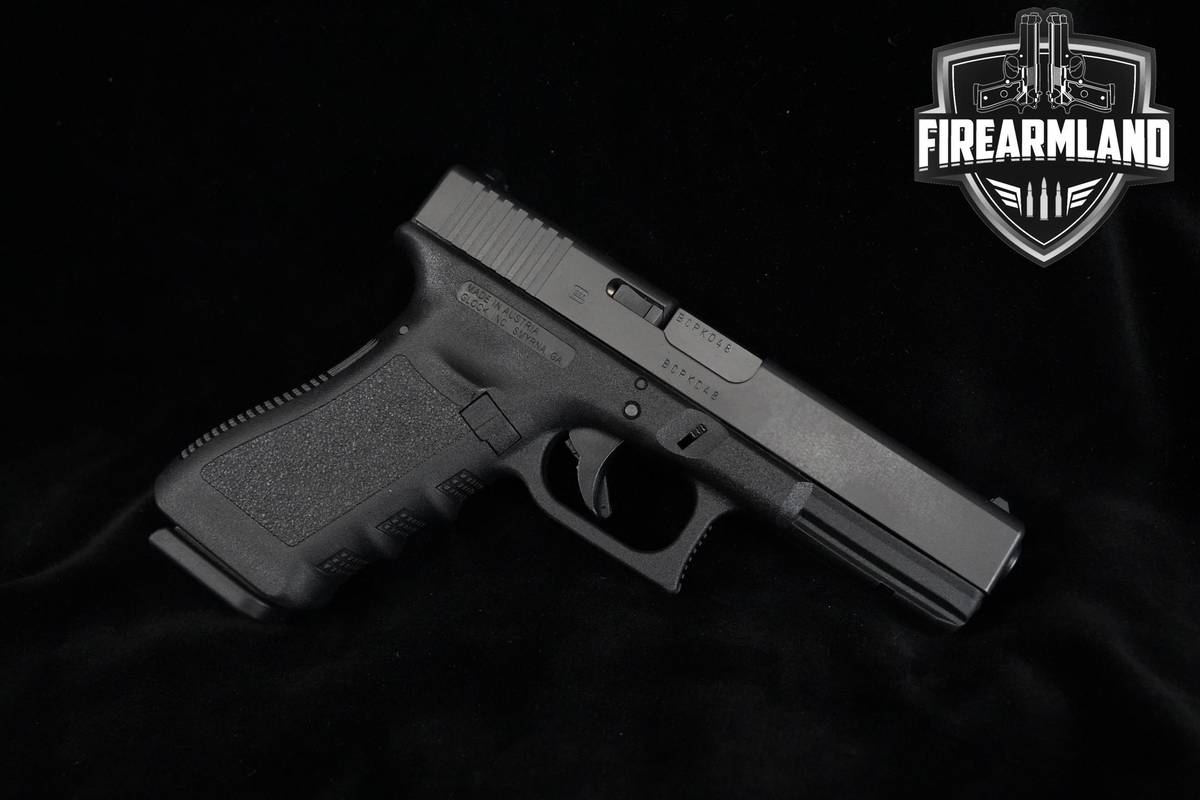 Glock 17 GEN5 FXD 9mm 4.49" Tenifer Glock G17 G-17 Gen-5 2 MAGS & ORIG CASE