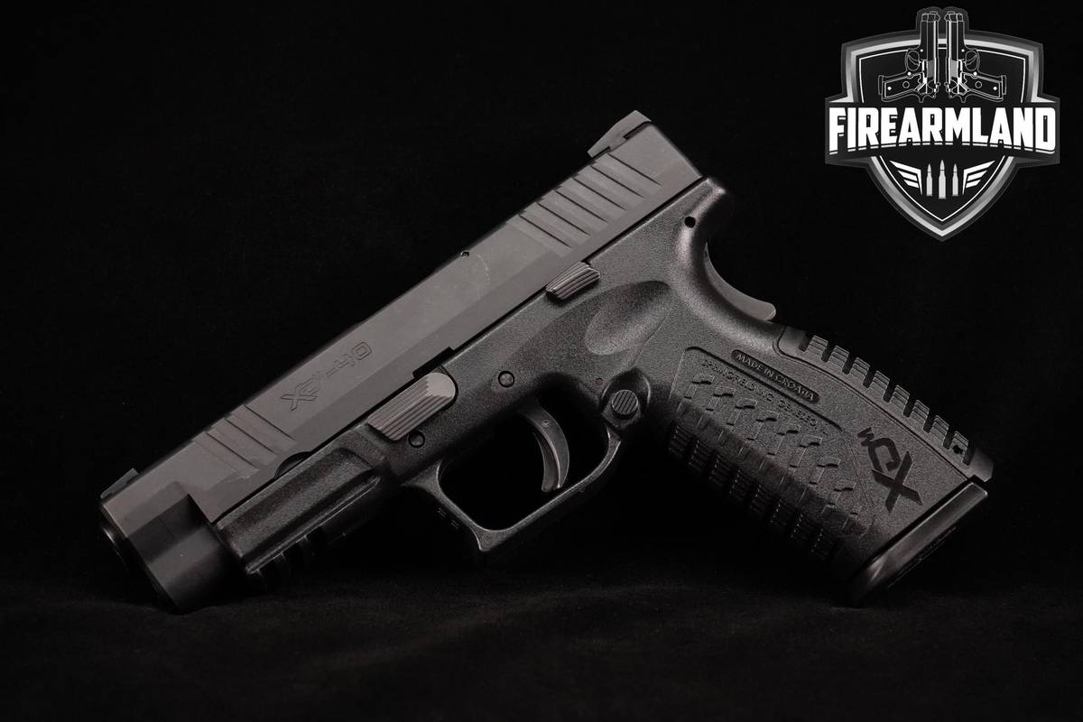 Springfield Armory XDM-40 40 S&W 4.5" XDM40 +4 MAGS & ORIG CASE