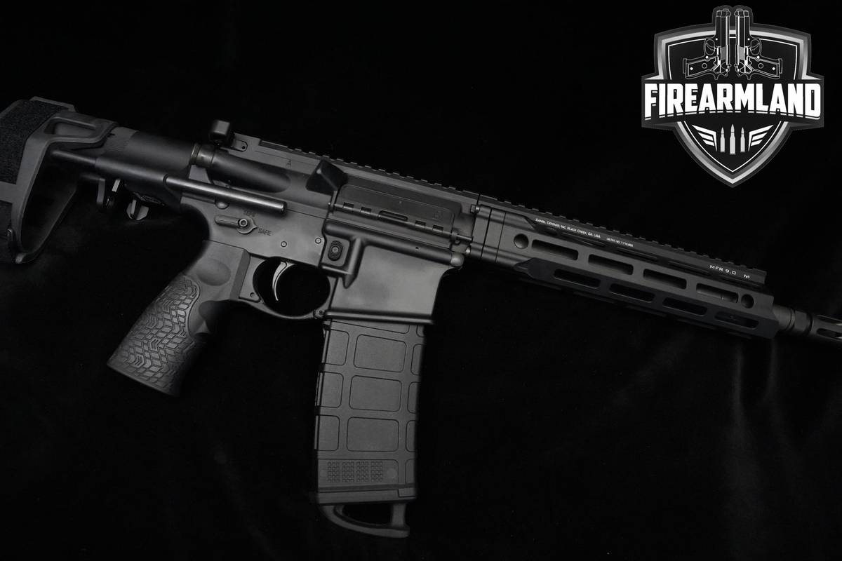 Daniel Defense DDM4 5.56 NATO AR-15 AR15 AR DDM4 DD-M4 +2 MAGS & ORIG CASE