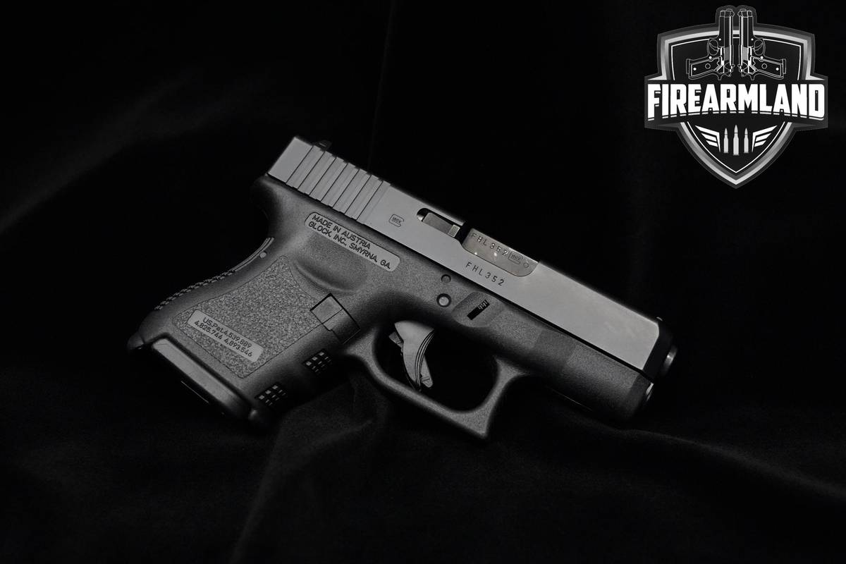 Glock 26 Gen3 9mm 3.43" 26 Pistol Austria G26 +2 MAGS