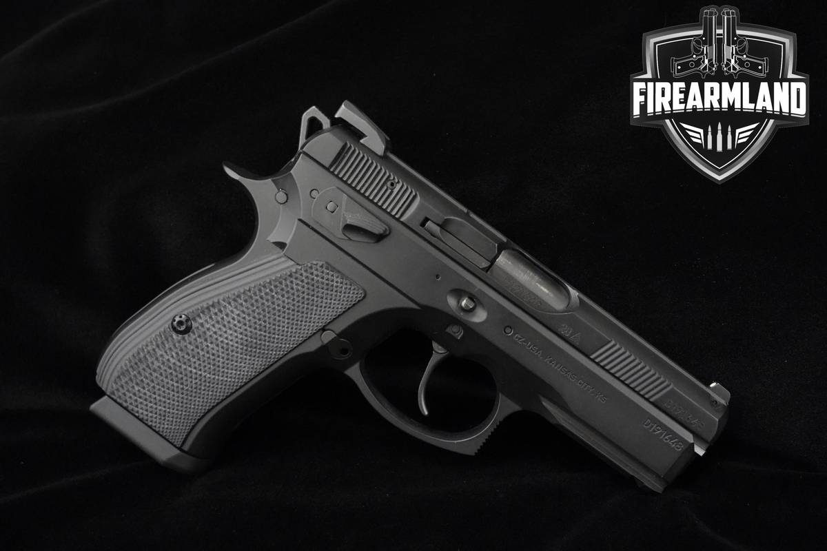 2020 CZ 75 P-01 Omega 9mm CZ +2 MAGS & ORIG CASE