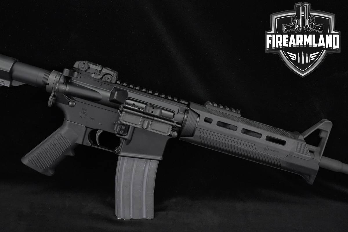 Stag Arms -15 5.56 NATO AR15 16" AR +2 MAGS