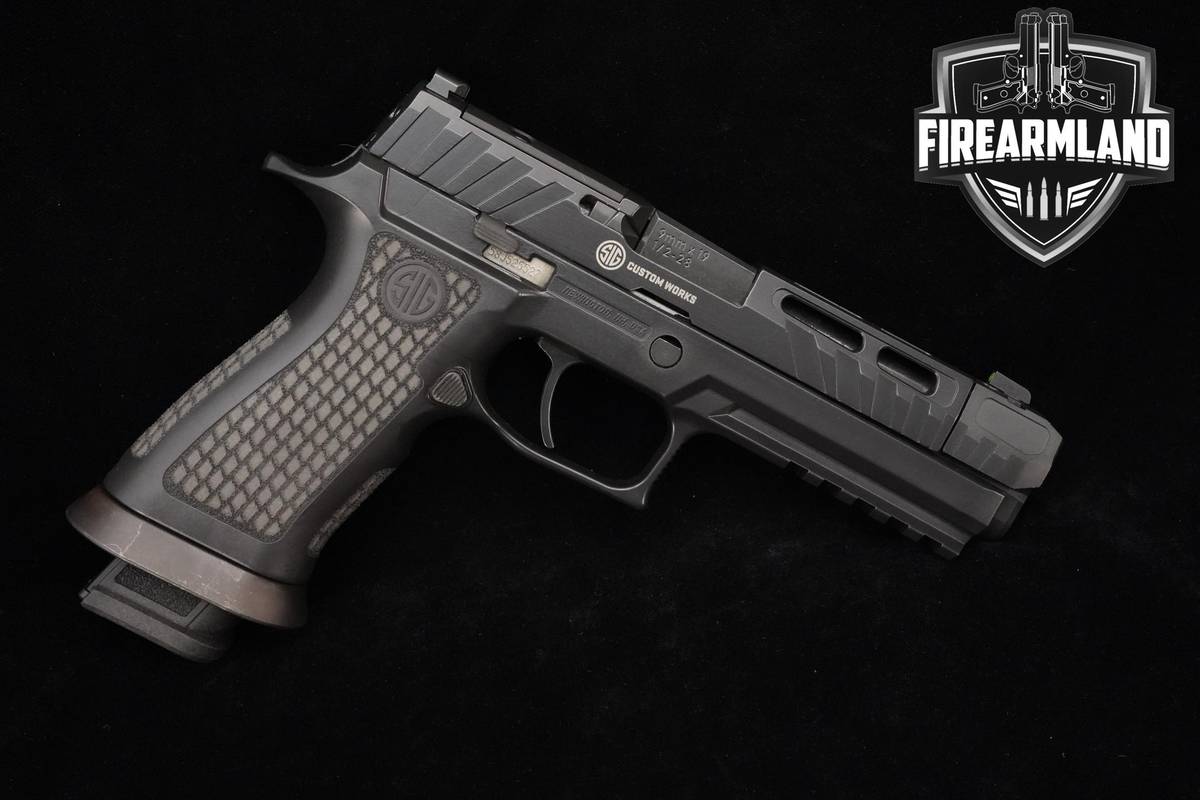 Sig Sauer P320 Spectre Comp 9mm 4.6" Blackout Cerakote +2 MAGS