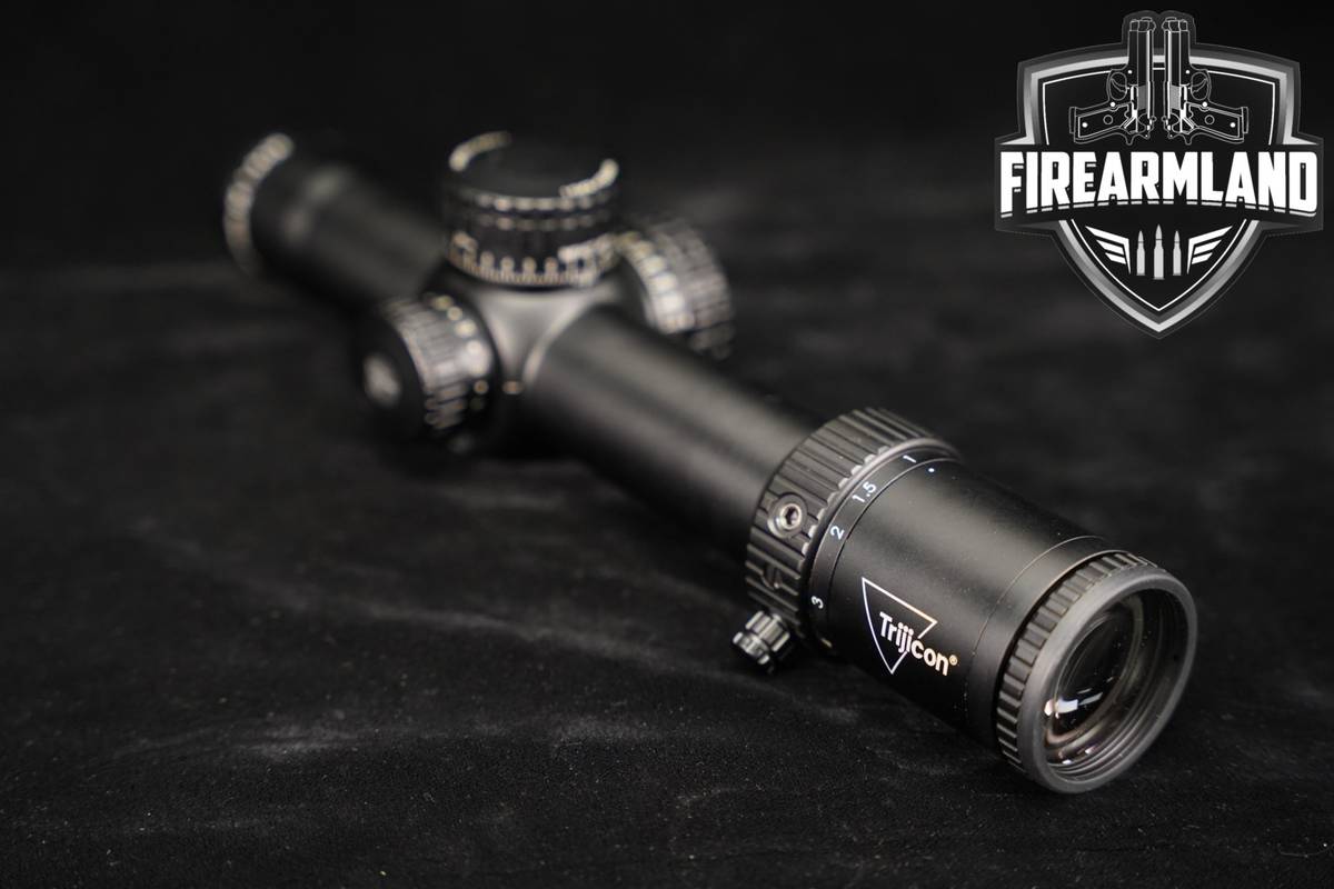 Trijicon CREDO HX 1-8x28mm Illuminated FFP MOA Segmented Circle Reticle