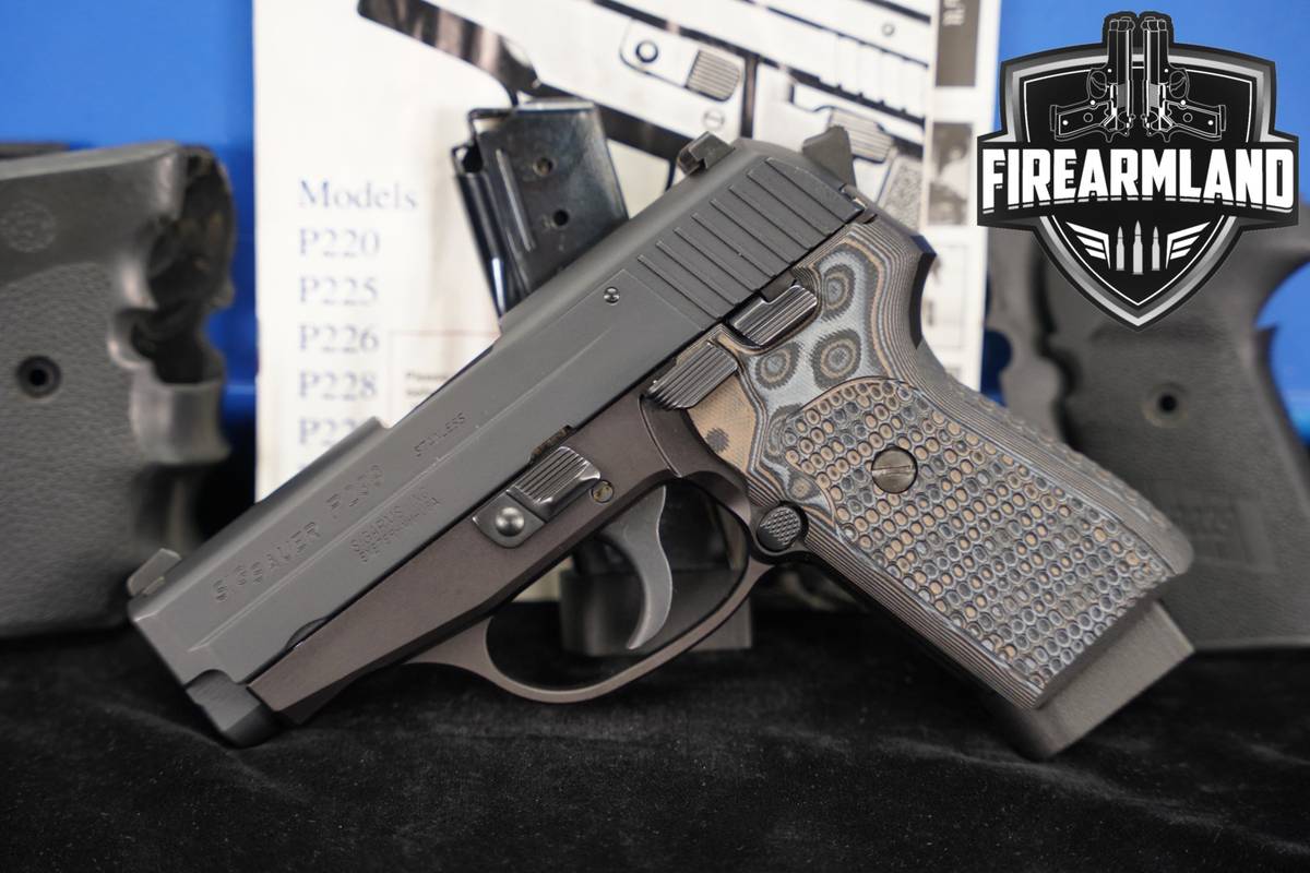 Sig Sauer P239 40 S&W 3.6" P-239 +2 MAGS & ORIG CASE
