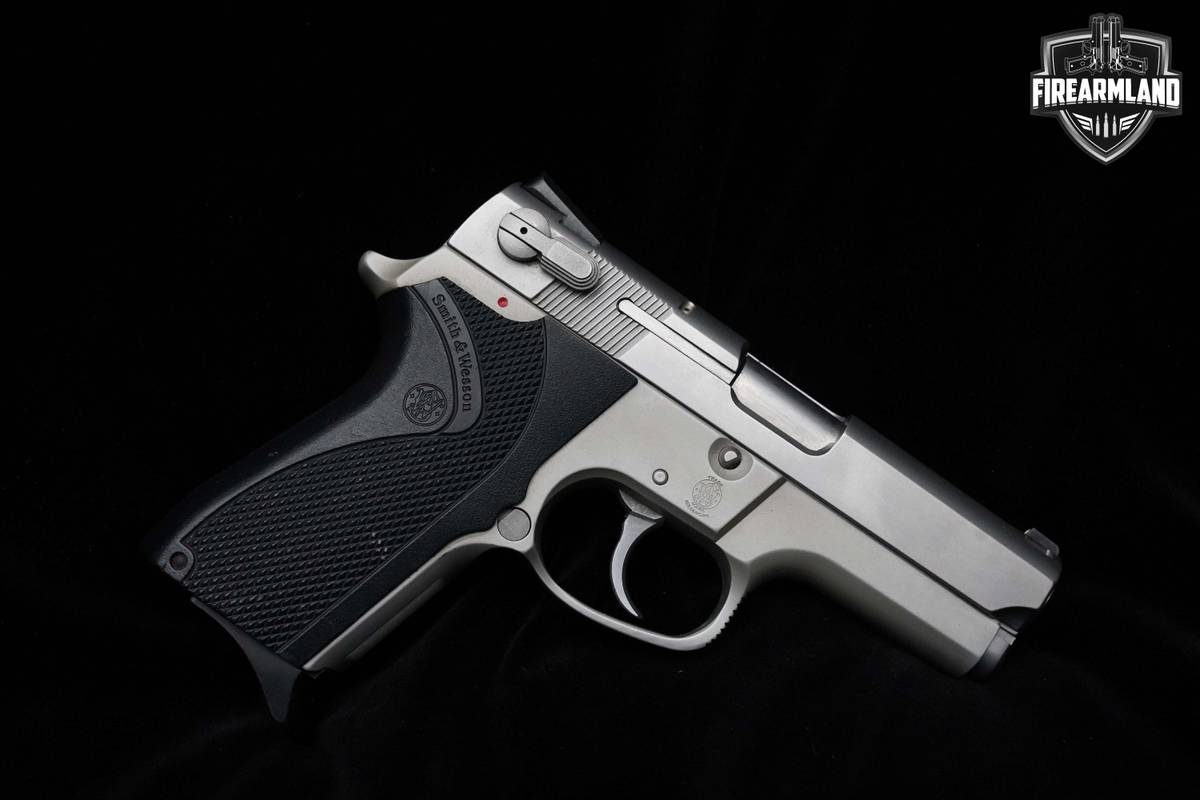 Smith & Wesson 6906 9mm S&W 3.5" Stainless SA/DA Pistol S&W 9mm 6906 2 MAGS