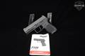 Sig Sauer P320 Compact .40 S&W Black in Very Good Condition Image 2