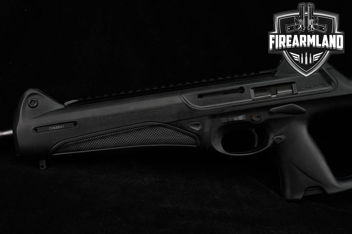 Beretta Cx4 Storm 9mm 16.6 +4 MAGS & ORIG CASE