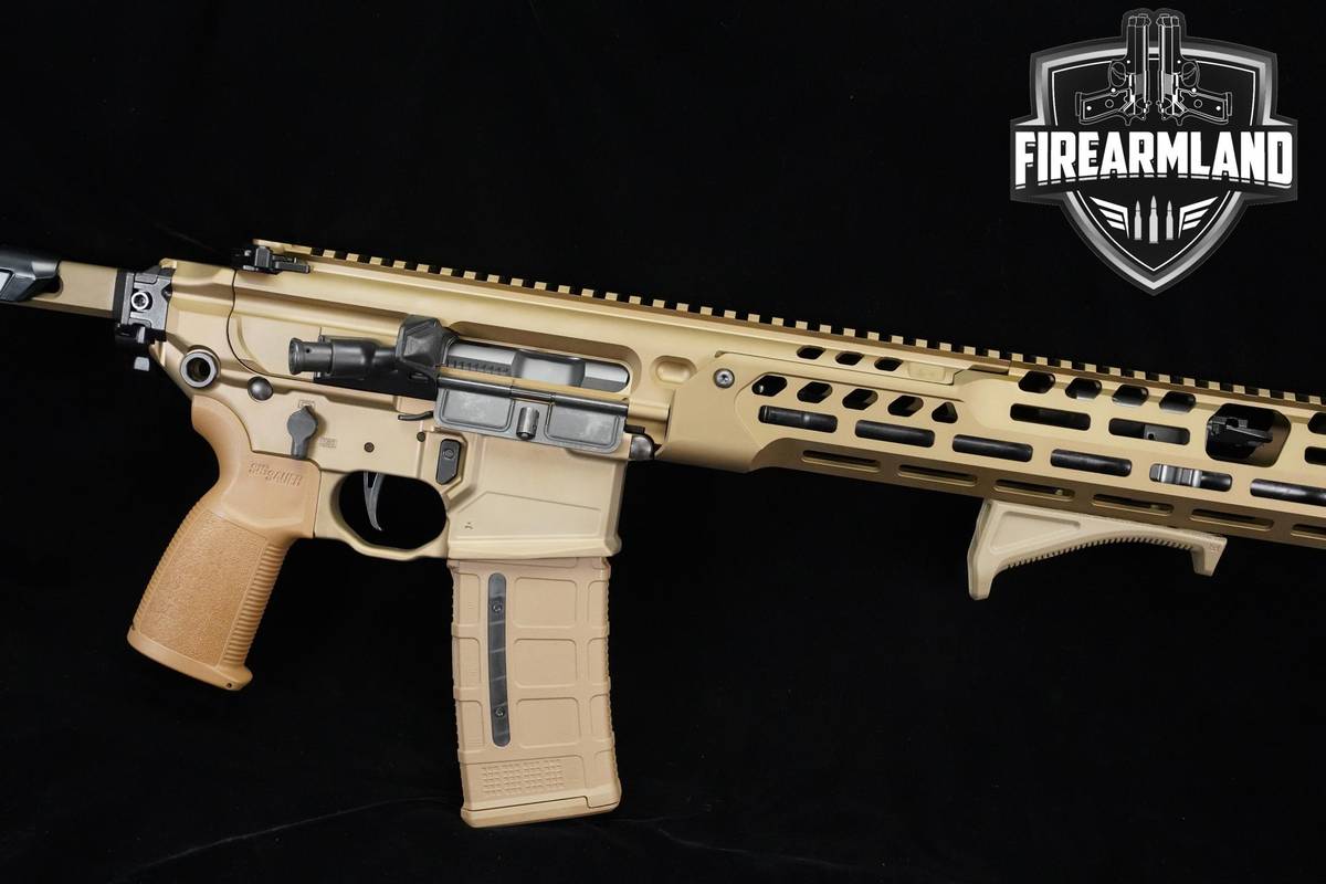 LIKE-NEW Sig Sauer MCX SPEAR LT 5.56 NATO 16" AR15 AR-15 +3 MAGS & ORIG BOX