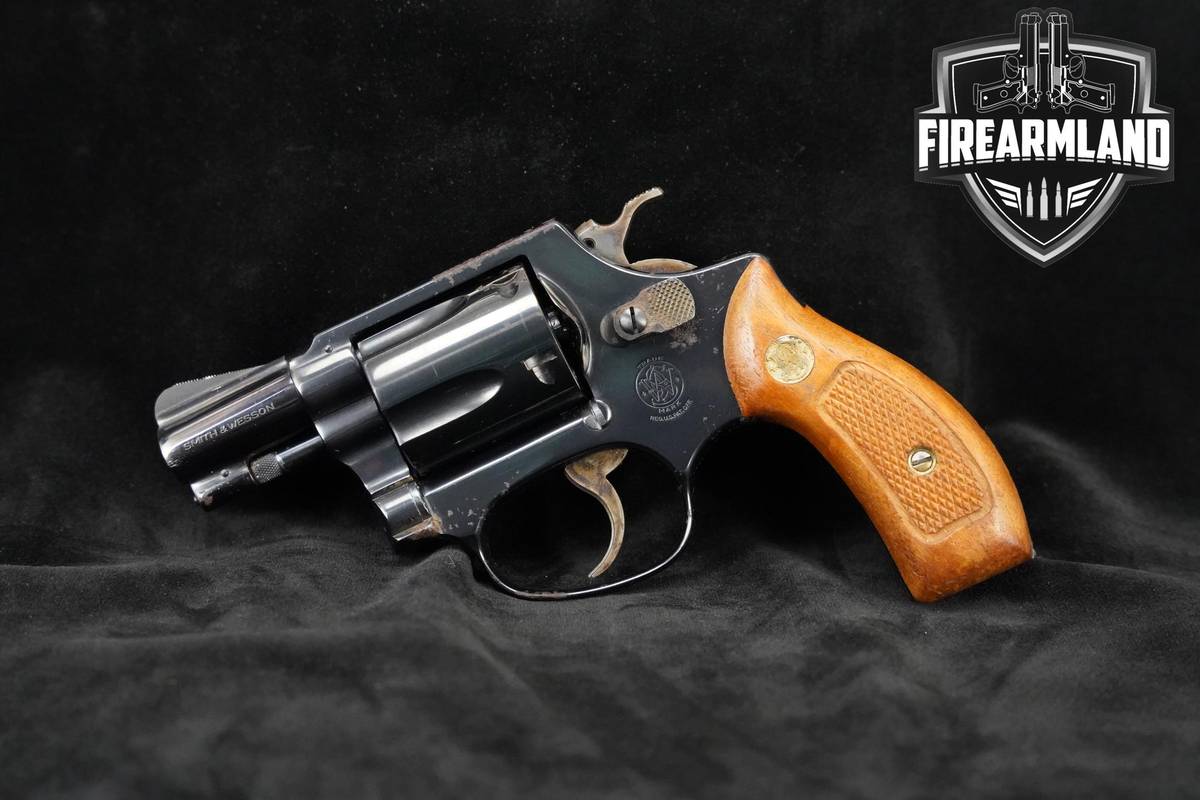 1978 Smith & Wesson (S&W) Model 36 Chiefs Special 38 Special 1.8" S&W 36