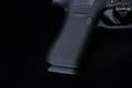 Glock 48 Slimline 9mm Luger two tone in Excellent Condition Image 3