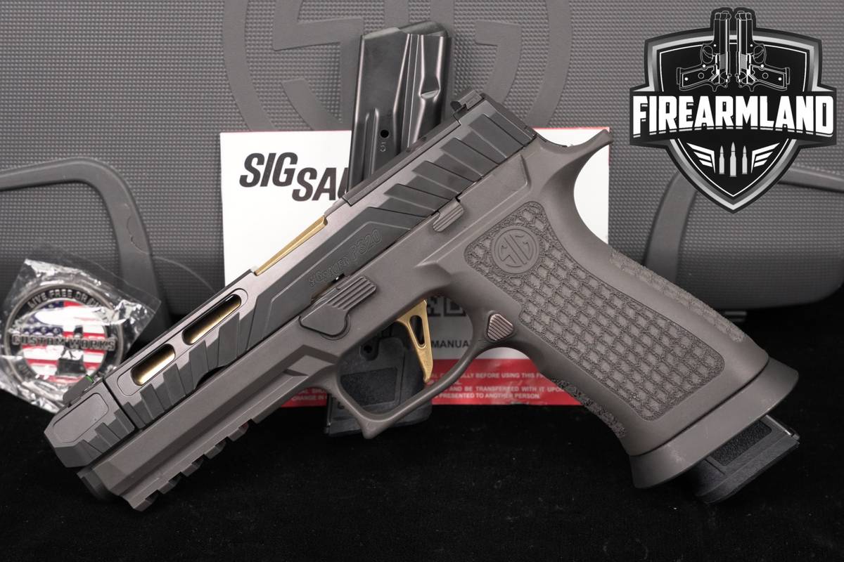 Sig Sauer P320 Spectre COMP Custom Works 9mm 4.6" P 320 +2 MAGS & ORIG CASE