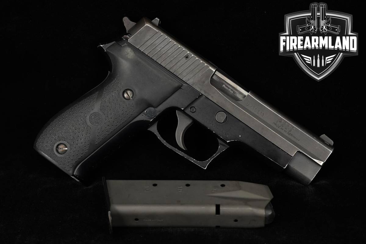WEST GERMAN Sig Sauer P226 Non-Rail 9mm 4.4" P 226 DA/SA Duty Pistol
