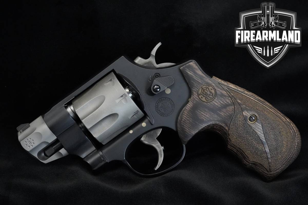 Smith & Wesson (S&W) Model 327 Performance Center 8-Shot 357 Magnum S&W 327