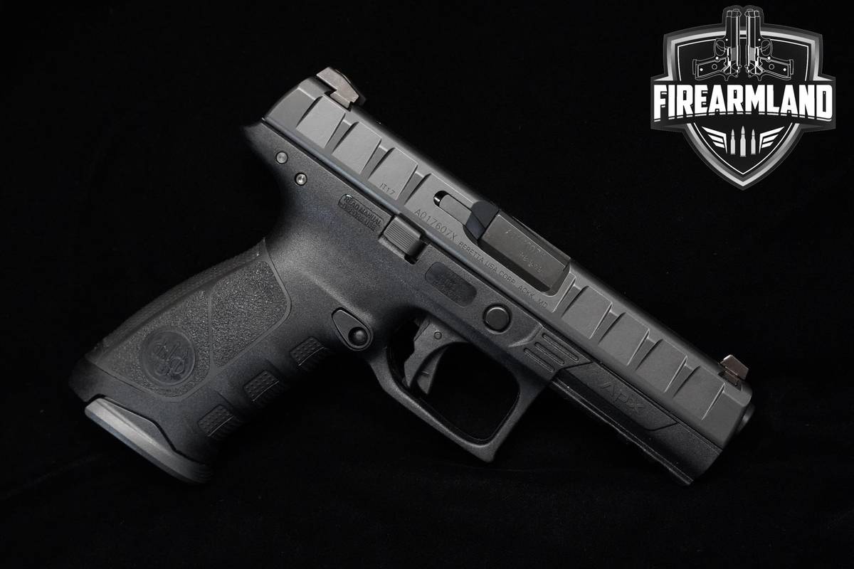 Beretta APX Standard 9mm 4.25" Beretta-APX +2 MAGS & ORIG CASE