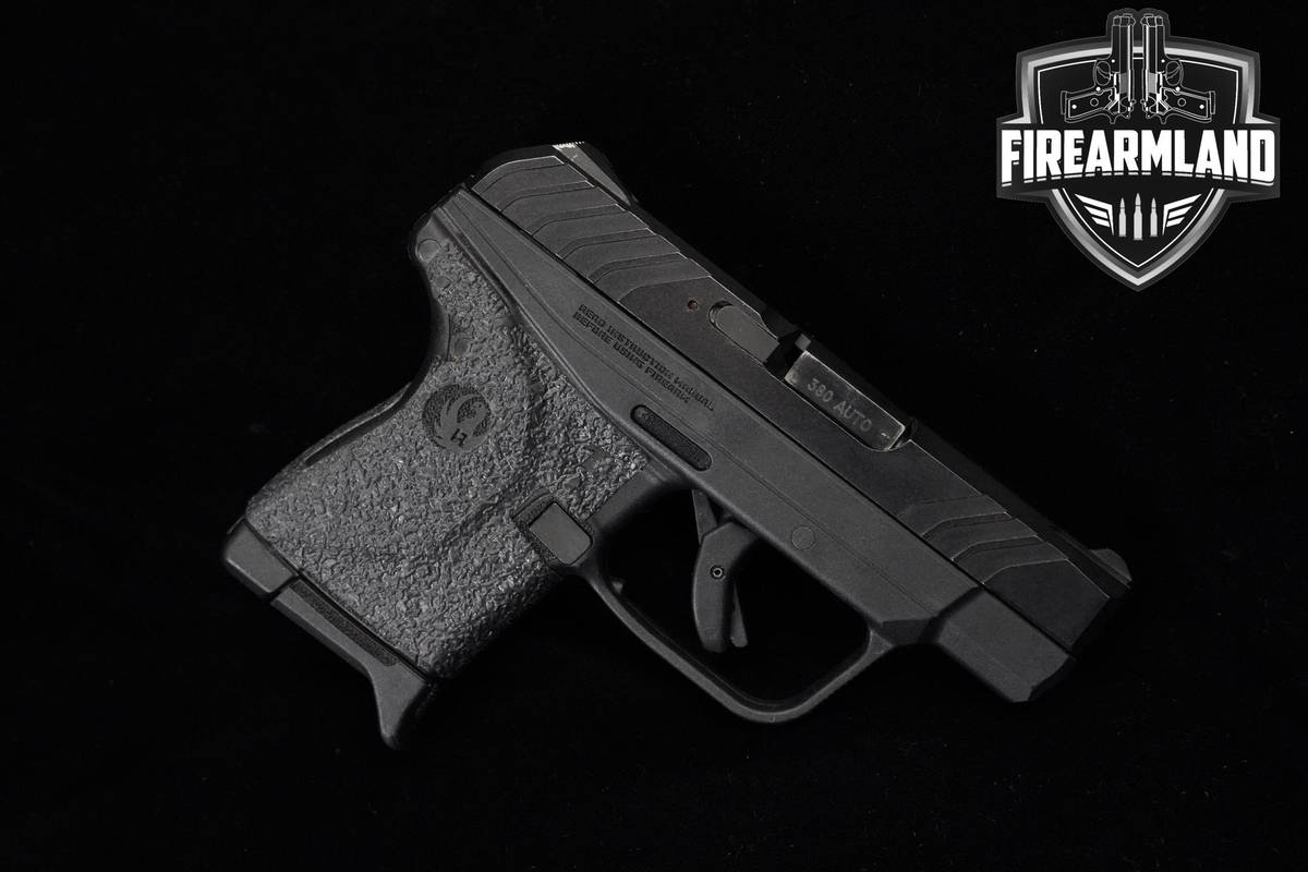 Ruger LCP II 380 ACP 2.76" Blued Ruger +3 MAGS, ORIG BOX & HOLSTER