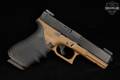 Glock G17 Gen5 9mm Luger Two-Tone FDE in Excellent Condition Image 4
