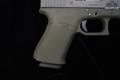 Glock 19 Gen3 9mm Luger Two-Tone in Good Condition Image 3