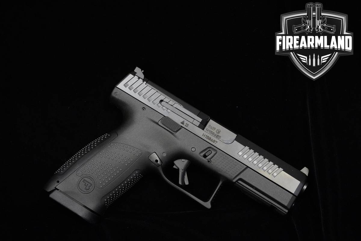 CZ P-10 C Optic Ready 9mm 4.02" CZ P10 P10C +2 MAGS & ORIG CASE