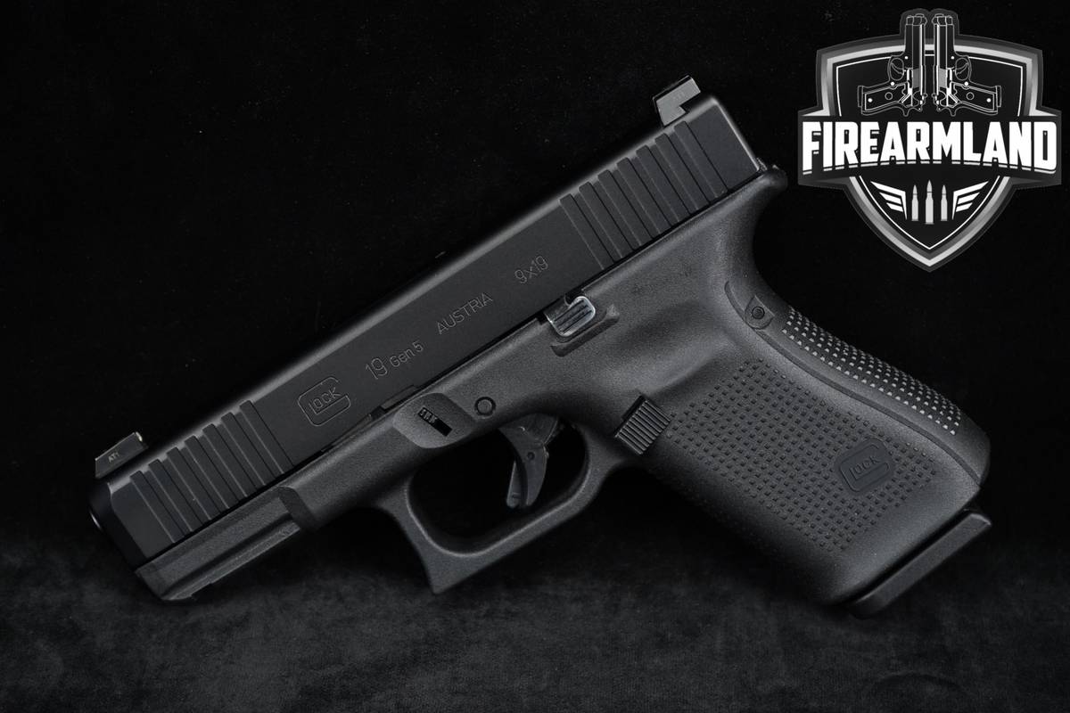 Glock 19 Gen5 9mm G19 Gen 5 +3 MAGS & ORIG CASE