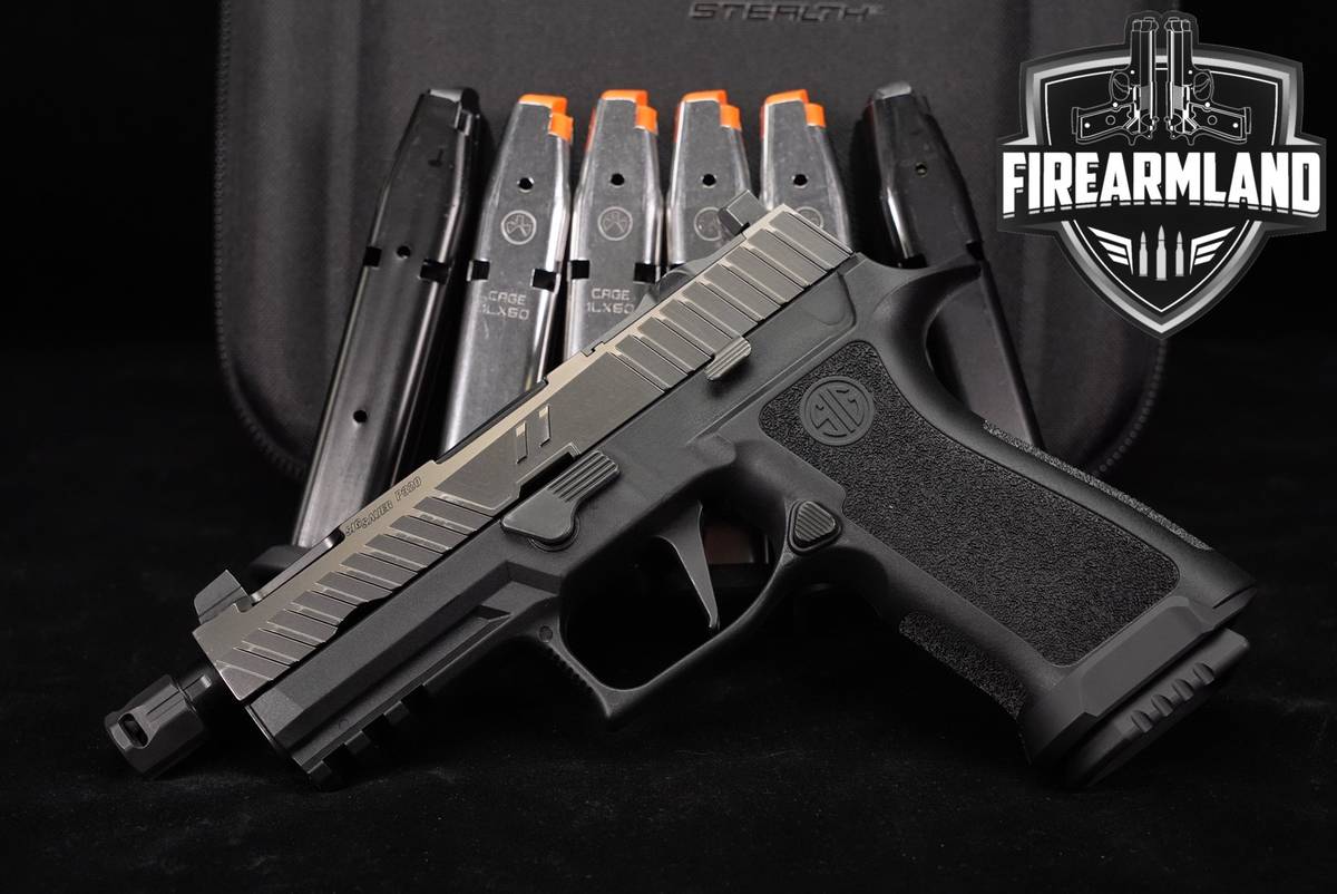 Sig Sauer P320 XCarry, ZEV OCTANE SLIDE 9mm 4.6" P 320 COMP +7 MAGS, CASE