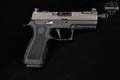 Sig Sauer P320 XCarry, ZEV Octane 9mm Luger Two-Tone in Excellent Condition Image 3
