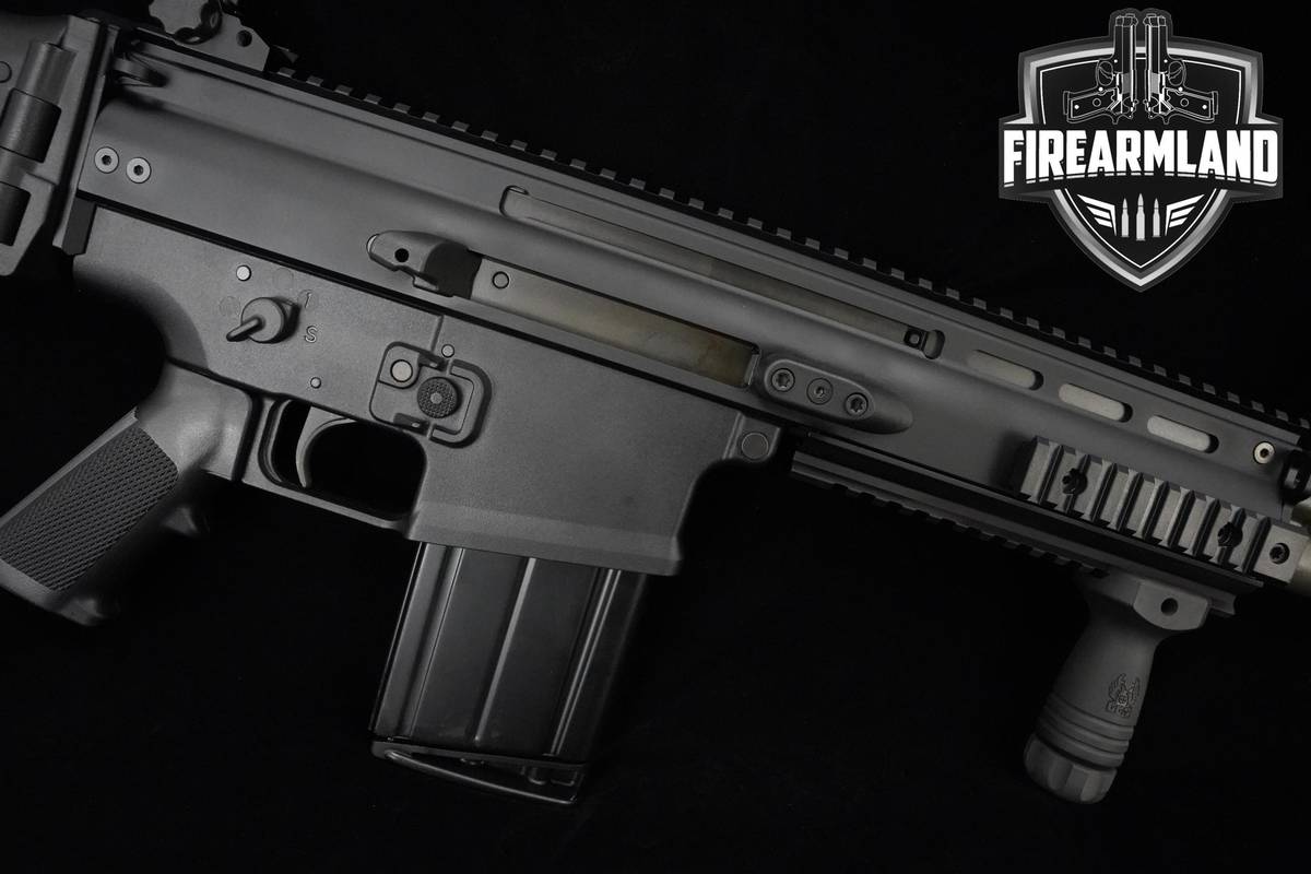 LIKE-NEW FN Herstal SCAR 17S 7.62 NATO Black RCH 16.25" FN 17-S +ORIG BOX
