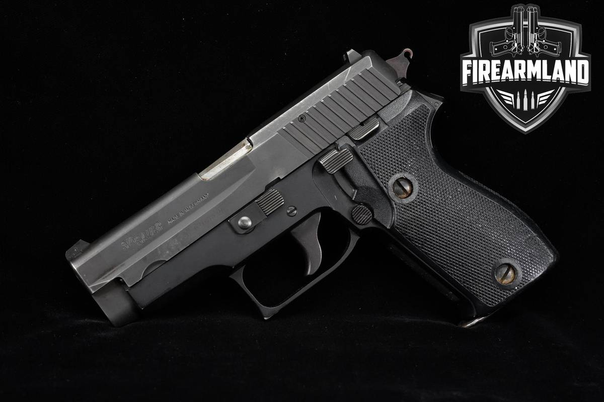 1982 Sig Sauer P6 West German Police Contract Pistole 6 P225 P-225