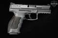 Heckler & Koch (H&K, HK) VP9 9mm Luger Two-Tone in Good Condition Image 3