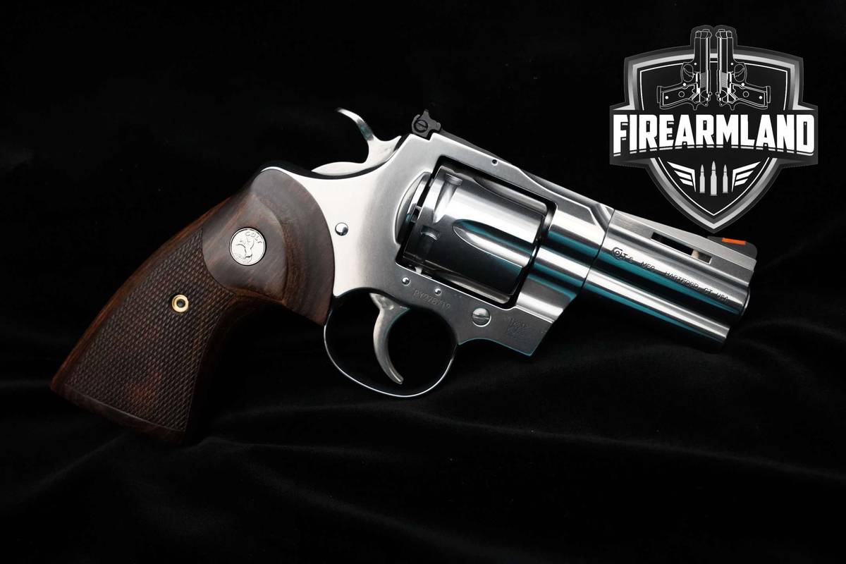 ORIG CASE Colt Python 357 Magnum Colt Revolver Python 357-Mag CP Stainless