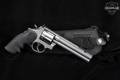 1994 Smith & Wesson (S&W) 686-4 Silhouette .357 Mag. Stainless Steel in Excellent Condition Image 2