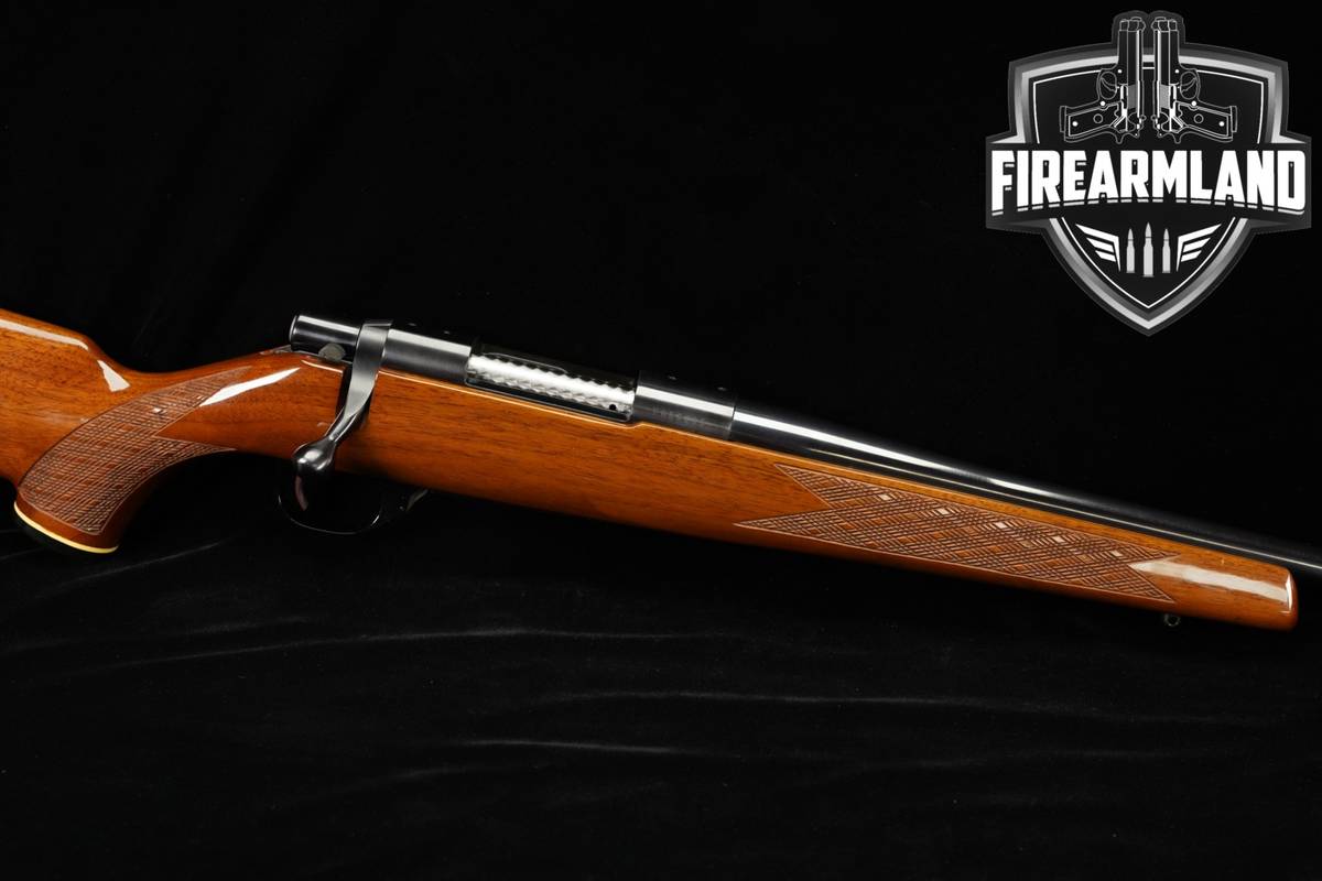 Smith & Wesson Model 1500 Deluxe S&W 222 Rem 22" Blued & Walnut M1500