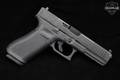Glock 17 Gen5 9mm Luger Black in Excellent Condition Image 3